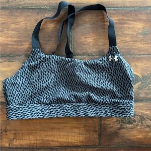 Under Armour Women's Patterned Black and Gray Sports Bra With Adjustable Straps